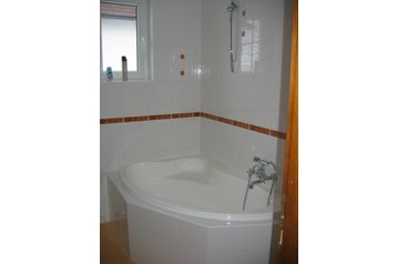 Slovaquie Privát Heľpa, Extérieur